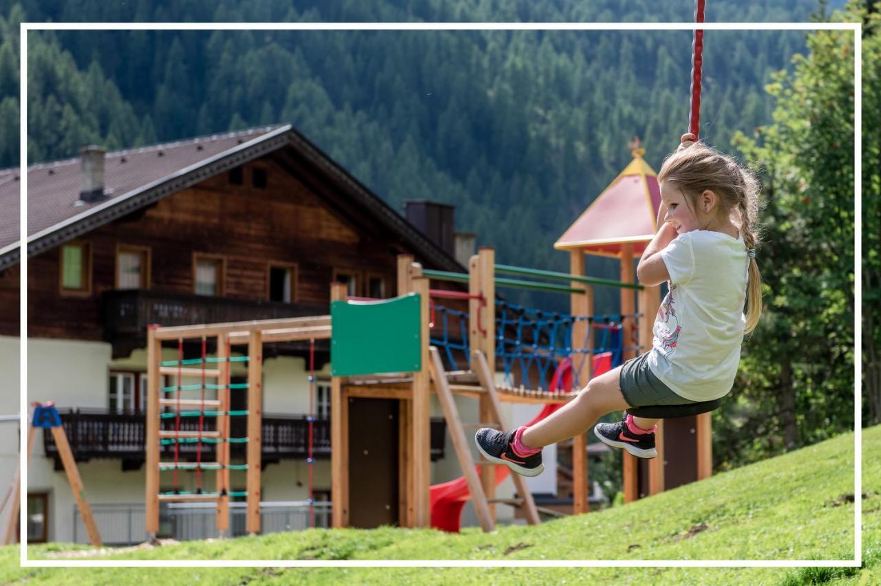 Design-Appartementhaus - Urlaubsresort Hafele Sankt Jakob in Defereggen Zewnętrze zdjęcie