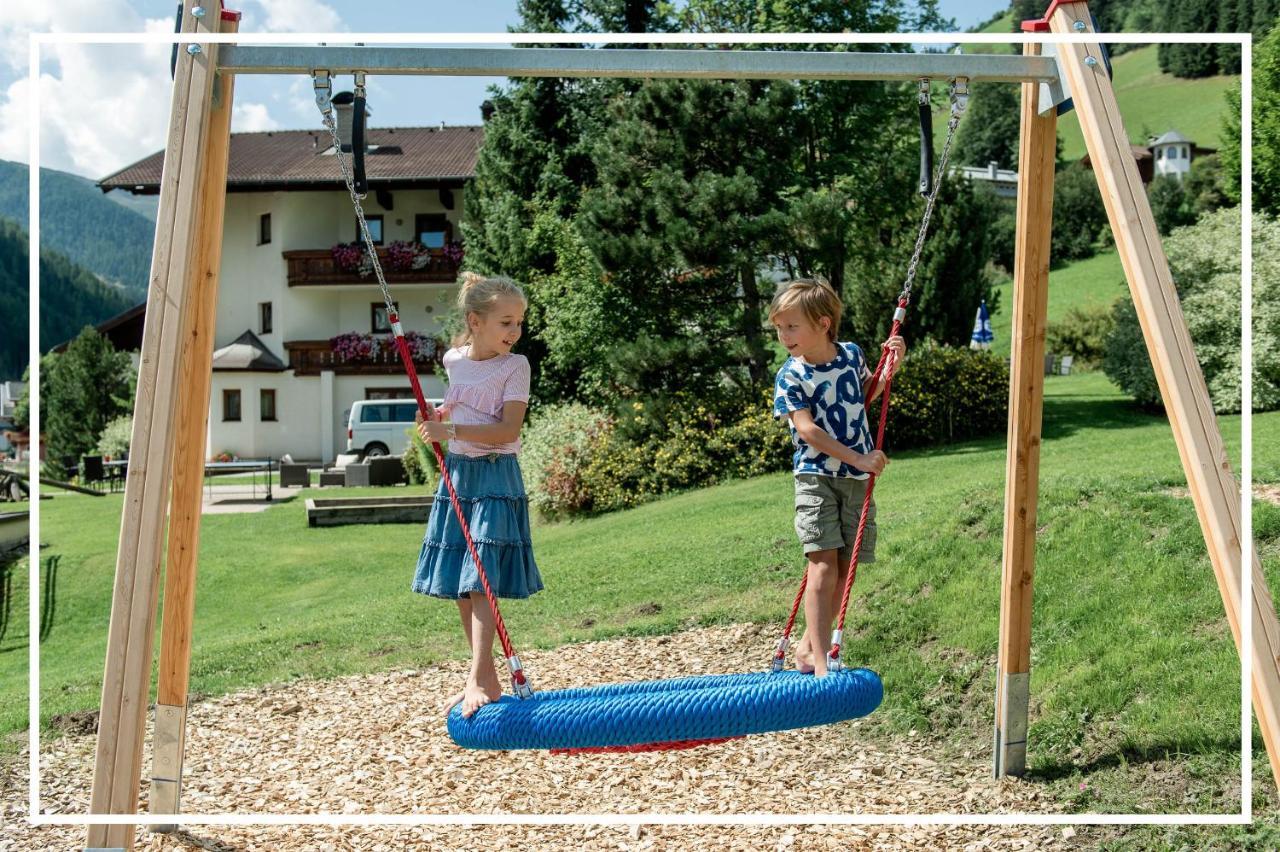 Design-Appartementhaus - Urlaubsresort Hafele Sankt Jakob in Defereggen Zewnętrze zdjęcie