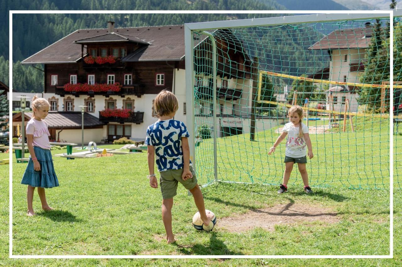 Design-Appartementhaus - Urlaubsresort Hafele Sankt Jakob in Defereggen Zewnętrze zdjęcie